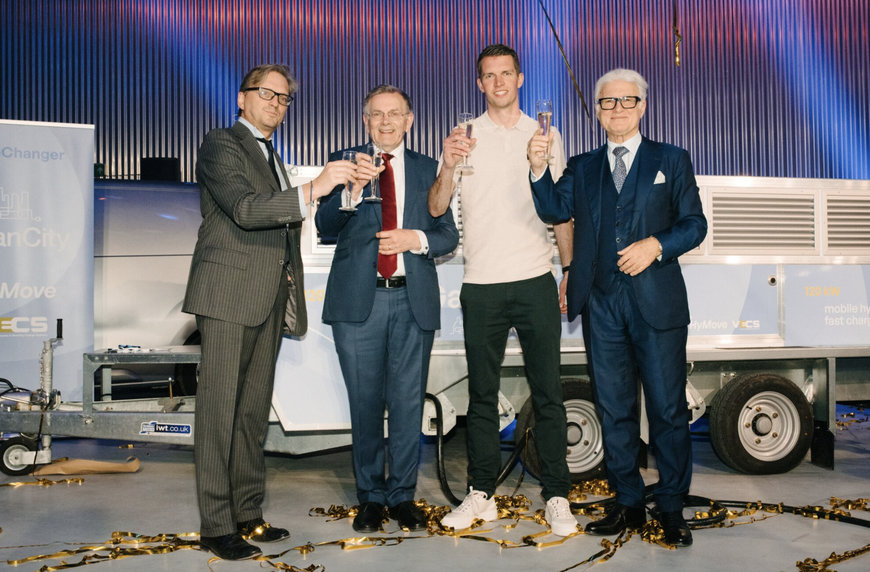 Clean City and HyMove presented the first hydrogen-powered generator for fast charging of EVs in the Netherlands 